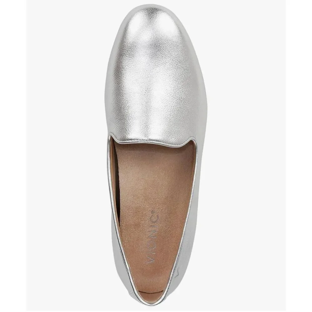 Vionic Women's Willa Slip-on Loafer in Silver Size 8.5 - Picture 4 of 12